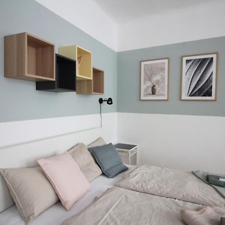 7 Nights Apartments Dominikanske N. Brno Exteriör bild