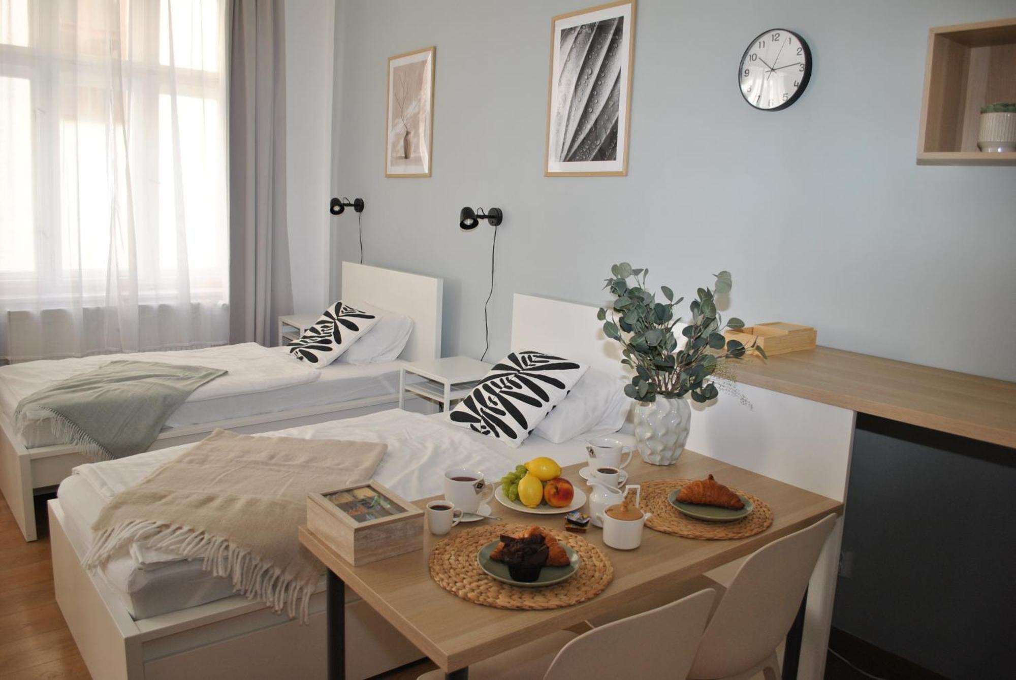 7 Nights Apartments Dominikanske N. Brno Exteriör bild