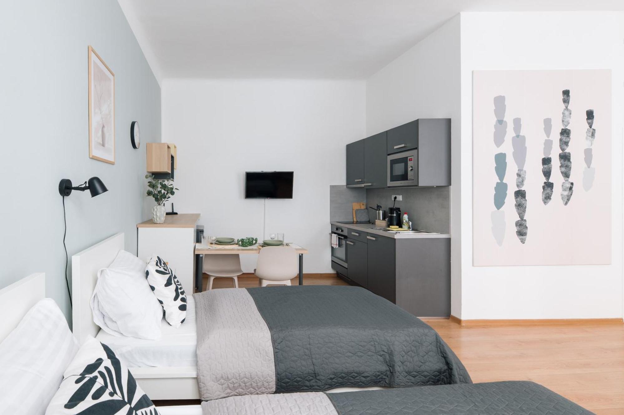 7 Nights Apartments Dominikanske N. Brno Exteriör bild