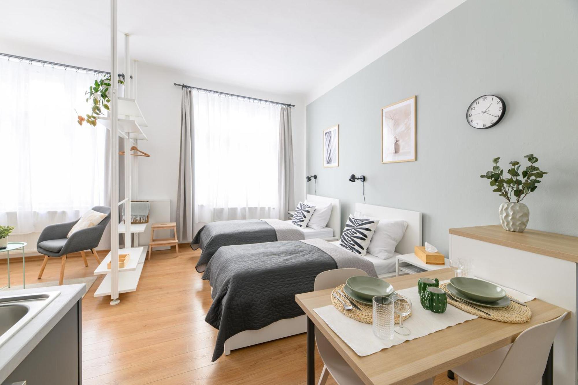 7 Nights Apartments Dominikanske N. Brno Exteriör bild